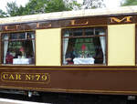 Britische Personenwagen - Pullman-Wagen: Blick in den Wagen Nummer 79 auf der North Yorkshire Moors Railway, 11.September 2011 