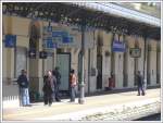 Im Regionalzug von Milano nach Lecce. 4.Nacht in Potenza (08.04.2011)
Der FS Bahnhof heisst jetzt Potenza Centrale, obwohl er nicht eben zentral gelegen ist.
