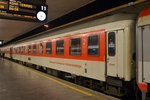 Italien: Nachtzug München - Rom (CNL 485) mit City Night Line Wagen D-DB 61 85 50-91 006-0 Bvcmz 248.5 im Bahnhof Firenze Santa Maria Novella (Florenz) 19.09.2013