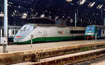 FS ETR500, Einheit 21B, im Bahnhof Milano Centrale, 31.3.2003.