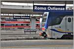 Nicht zu übersehen die Bahnhofsschilder in Roma Ostiense. (24.02.2020)