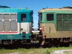 24 giu 2007 Sassari depot, old and new colors for two D 443 ( left d443.2011, right d 443.1029 )