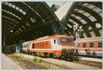 Die FS 402 032 mit einem IC in Milano Centrale.
28. Juni 1997