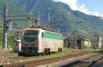 Die FS E 402 139 wartet in Domodossola auf den EC 127.