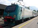 Hier E464.034 mit R5426 von Bolzano nach Merano/Meran, dieser Zug stand am 25.9.2009 in Merano/Meran.