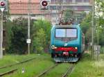 E464.524 fhrt am 15.Mai 2011 in Montecatini Terme ein