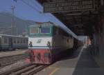 E 645-367 fhrt mit Gterzug am 17.07.2007 durch den Bahnhof Sondrio in Richtung Tirano. 
