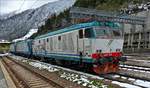 Am 15.05.2019 wartet Lok E 652 030 mit zwei weiteren Loks am Brenner auf ihren nächsten Einsatz.
