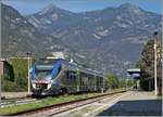 Der FS Trenitalia ME ALn 502 056  Minuetto  (95 83 4502 056-3 I-TI) ist als Regionalzug von Aosta nach Ivrea unterwegs und konnte beim Halt im  Bahnhof von Verres fotograviert werden.