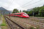 ETR 400.39  Frecciarossa 1000  ist am 24.09.2024 in Richtung Bozen unterwegs,gesehen in Peri/Ital.Standort ist das Bahnsteig Ende.