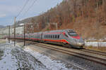 ETR 610 Trenitalia Nr. 4 fährt am 19.12.2022 Richtung Bahnhof Tecknau.