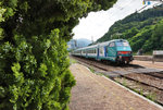 Nachschuss vom RV 2263 (Brennero/Brenner - Verona Porta Nuova- Bologna C.le), mit einem MDVC-Steuerwagen am Zugschluss.