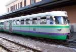 Steuerwagen BR RPm der FdS am 20.10.2005 auf Gleis 1, dem 3-Schienengleis, im Bahnhof Sassari.