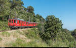 Fotofahrt auf der Ferrovia Genova - Casella am 30. Juni 2018.<br>
Am Nachmittag ging es zurück nach Genova in einem Zug bestehend aus dem Triebwagen A9 und den Personenwagen C51, C50 und C102.<br>
Aufnahme zwischen Cappuccio und Sant'Antonino.<br>
Dieses und weitere Bilder der Fahrt als Panoramafotos finden sich auf auf <a href= https://www.flickr.com/gp/zettie94/74mvx0 >Flickr</a>.