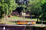Straßenbahnwagen der Stadt Rom vor dem Colosseum.
Datum: 13.06.1987