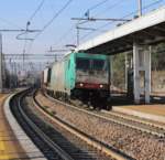 483-012 am 03.01.2020 bei der Durchfahrt im Bahnhof Monfalcone.