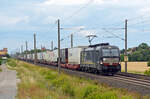 Am 14.06.24 führte 193 708 der BRLL für ihren Mieter Mercitalia einen bunten Schenker-KLV durch Landsberg Richtung Halle(S).