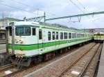 Serie 115 der Region Niigata: Fast der gesamte Regionalverkehr in dem mit Gleichstrom elektrifizierten Netz der Präfektur Niigata in Nordwest-Japan am Japanischen Meer wird (allerdings nur noch