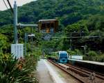 JR Serie 251: Zug 251-3 in Izu Ôkawa, 22.Juni 2011.