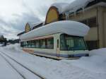 Akita Nairiku Bahn, die Touristik-Schnellzugstriebwagen: Heute schlummert Wagen 8903 in Aniai neben der Werkstatt vor sich hin.