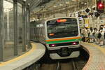 Takasaki Linie - Shōnan-Shinjuku Linie - Yokosuka Linie - Tōkaidō Linie, Fahrtnummer 4829Y  Special Rapid service  von Takasaki Bf nach Odawara Bf mit der Baureihe E231-1000(Einheit-Nr.S27), im 18.06.2022, JR Musashi-Kosugi Bf.