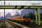 Serie 111 u.113: Die grn/orangen Zge (sie symbolisieren die Mandarinenplantagen zwischen Tokyo und Nagoya) waren fr den Lokalverkehr auf der Tkaid-Strecke entlang des Pazifiks zwischen Tokyo und