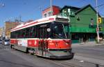 Kanada / Ontario: Straßenbahn Toronto: CLRV-Wagen Nr. 4034 unterwegs in der Innenstadt von Toronto (Dundas Street West / Chinatown). Aufgenommen im August 2012.