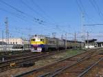 ER2M-60501/ER2M-60509 mit Regionalzug 6431 Riga Pasazieru-Sloka auf Bahnhof Riga Pasazieru am 2-5-2010.