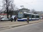 Eine neue Starenbahn von Skoda auf der Linie 6(Jugla-Zentrum) am 22.12.11. Diese Fahrzeuge sind momentan ausschlielich auf der Linie 6 unterwegs.