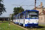 T6B5 35098 + 35108 in der Maza Krasta iela auf der Fahrt nach Kengarags.