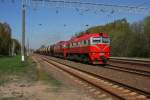 2M62 0670 fhrt mit einem Gterzug am 29.4.2012 durch den
Bahnhof Zasliai in Richtung Vilnius in Litauen.