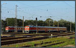 DR1AM 9424 9003 183-1 begegnet am 02.09.2024 einem weiteren DR1AM-Triebwagen der LG im Bahnhof Vilnius. Gut zu erkennen ist die unterschiedliche Kopfform der beiden Triebwagen.