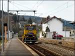 Als ich gestern am Bahnhof von Wilwerwiltz ankam, berraschte mich dieses Bahndienstfahrzeug (CFL 1054) mitsamt seiner freundlichen Mannschaft an Bord. 17.04.08