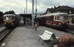 Die CFL-Triebwagen 201 und 216 treffen sich im Bahnhof Ettelbruck (Juli 1988)