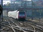 E-Lok 4020 schiebt einen Personenzug aus dem Bahnhof von Luxemburg in Richtung Athus. 14.10.07