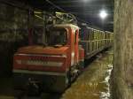 AEG Grubenelektrolokomotive Nr. 39 am 3. Oktober 2013 in dem Besucherstollen der Grubenbahn Miniresbunn Doihl.