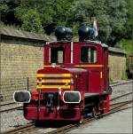 Die kleine Deutz (ex Arbed Differdange) mit der Originalnummer 56764, jetzt N 33 der Museumsbahn  Train 1900  stand am 11.07.10 fr Rangierarbeiten im Bahnhof Fond de Gras bereit.