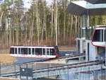 Die Bahnstation Pfaffenthal-Kirchberg liegt höhenmäßig zwischen den Stadtteilen Pfaffenthal und dem Kirchberg.