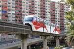 rapidKL Monorail Garnitur 25 mit den Nummern 2517 - 2520 (Hersteller: Scomi Rail, Type SUTRA) am 13.Dezember 2023 zwischen den Stesen's Maharajalela (MR3) und BBCC-Hang Tuah (MR4).