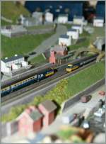 Kleine BR Class 43 HST 125 Züge begegnen sich in Saddleford. 
22. März 2015