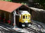 Gartenanlage der Stockerenbahn in Bolligen/BE .. Triebwagen im Depot am 11.08.2013