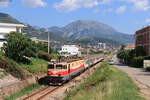 461 043 mit dem R 6102 (Bar - Bijelo Polje) bei Šušanj 18.6.22