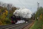 Mit Volldampf rauscht 01 1075 bei unterirdischen Lichtverhältnissen mit ihrem Sonderzug ins Rheintal durch Erftwerk in Richtung Köln.