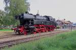 Am 3 September 2023 wartet 65 018 der VSM in Beekbergen während Terug naar Toen 2023 auf ein Pendelzug nach Apeldoorn.