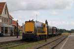 2278 der Stichting Stadskanaal Rail (STAR) während eine Probefahrt Stadskanal-Wildervank auf Bahnhof Stadskanaal am 10-08-2013.