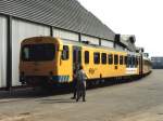 3103 and 3224 whrend einem Sonderfahrt auf die Gterstrecke Leeuwarden-Stiens auf die Stichstrecke in Stiens am 11-4-1992.