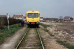 DH2 3224 und DH1 3103 whrend eine Sonderfahrt Stiens-Leeuwarden auf das Endpunkt der ehemalige Gterstrecke Stiens-Leeuwarden in Stiens am 11-4-1992.