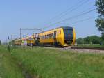 3413 und 3412 mit Regionalzug 9160 Groningen-Zwolle bei Glimmen am 14-5-2008. 