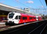 2 Stadler GTW 2/8 der  Merwedelijn  (Dordrecht-Geldermalsen  von Arriva
in Rotterdam Centraal Station am 08.10.09