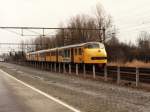 DE3 117 mit Regionalzug 8354 Winschoten-Groningen in Groningen am 18-3-1994. Bild und scan: Date Jan de Vries.